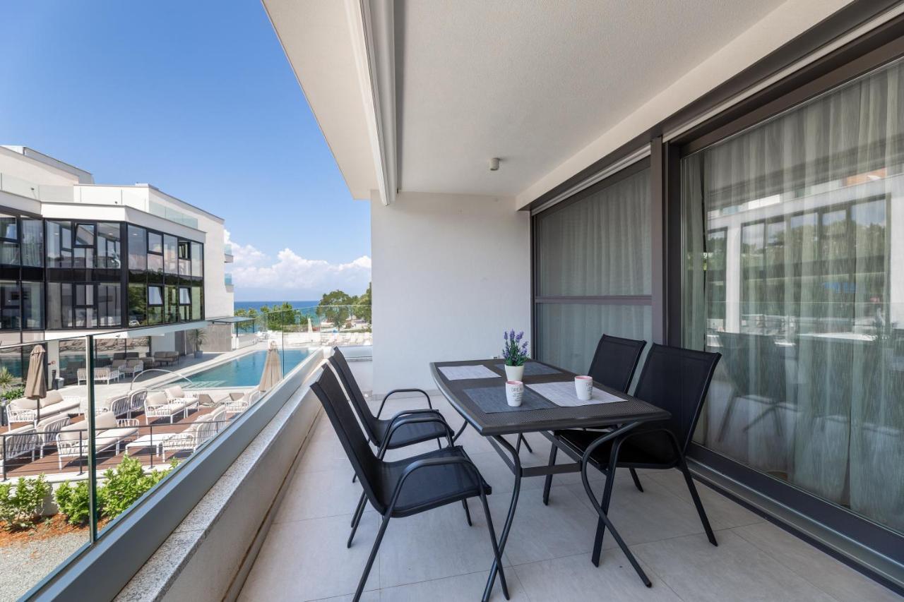 Waterfront Apartments Pia - Marija Малинска Экстерьер фото