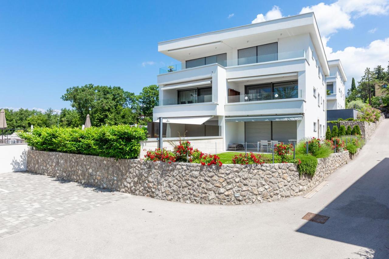 Waterfront Apartments Pia - Marija Малинска Экстерьер фото